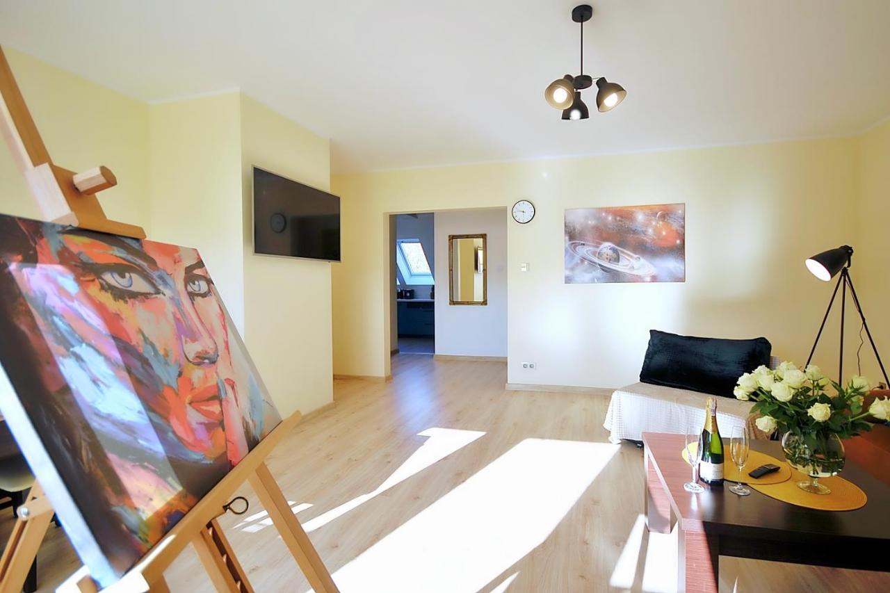 50 M Do Plazy Thobruk Piekna Dama Z Kolobrzegu Apartment